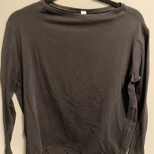 Long Sleeve Lululemon Top-Back in Actuon top